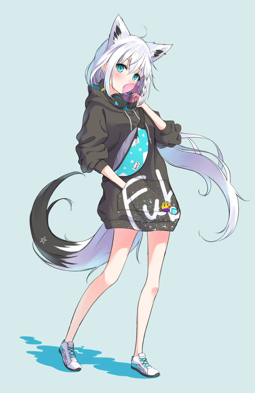 1girl ahoge animal_ear_fluff animal_ears bangs bare_legs black_hoodie blue_eyes blush bubble_blowing charmy chewing_gum extra_ears fanny_pack fox_ears fox_girl fox_tail full_body hair_between_eyes hand_in_pocket headphones headphones_around_neck highres hololive hood hoodie long_hair long_sleeves shirakami_fubuki shoes simple_background solo standing tail very_long_hair virtual_youtuber white_footwear white_hair