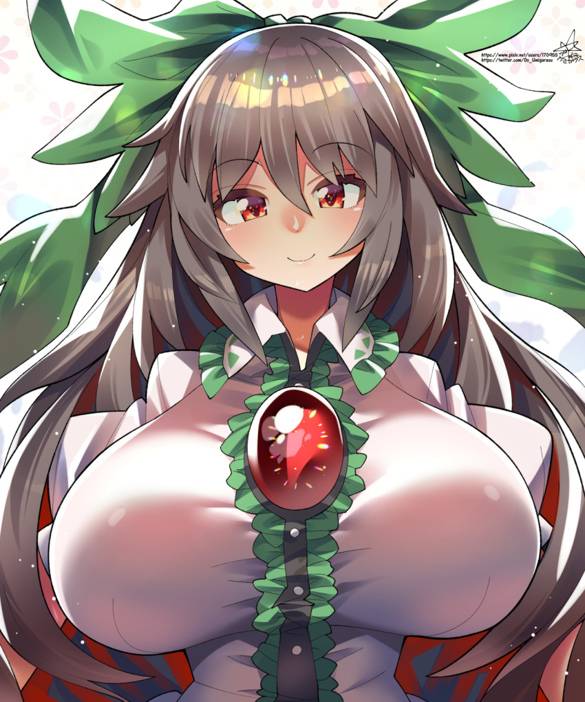 1girl blouse bow breasts brown_hair buttons center_frills collared_shirt frilled_shirt_collar frills green_bow hair_bow highres large_breasts long_hair puffy_short_sleeves puffy_sleeves red_eyes reiuji_utsuho shirt short_sleeves solo third_eye third_eye_on_chest touhou umigarasu_(kitsune1963) white_shirt