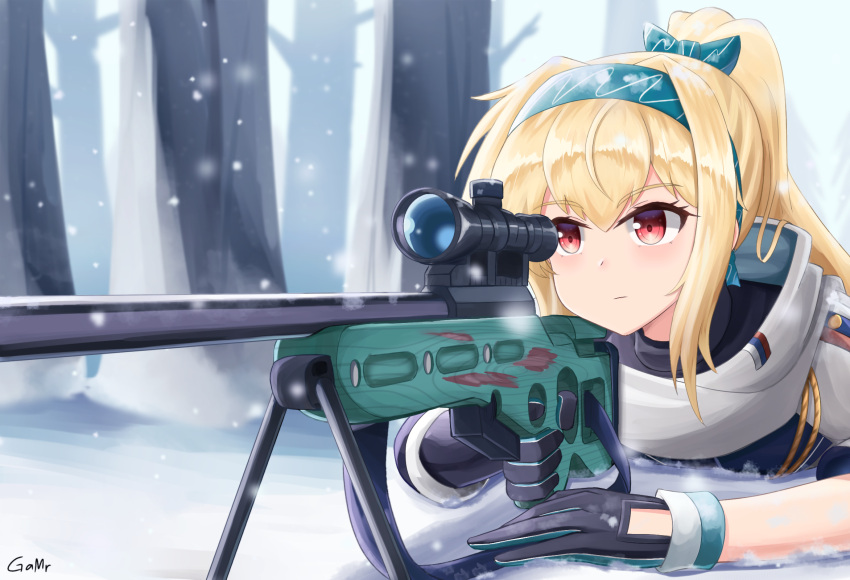 1girl blonde_hair bow eyebrows_visible_through_hair gamryous girls_frontline gloves gun hair_bow hairband highres holding jacket long_hair ponytail red_eyes ribbon rifle russian_flag scarf sniper_rifle solo sv-98 sv-98_(girls'_frontline) weapon white_scarf