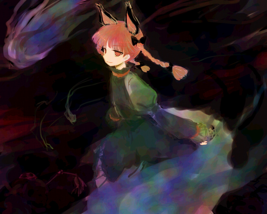 1girl animal_ears arms_at_sides bangs black_bow blunt_bangs bow braid cat_ears cat_tail closed_mouth commentary dress extra_ears eyebrows_visible_through_hair frilled_sleeves frills from_side green_dress hair_bow highres juliet_sleeves kaenbyou_rin long_sleeves looking_at_viewer looking_to_the_side multiple_tails nekomata puffy_sleeves red_eyes redhead rm_(pixfou) smile solo tail touhou twin_braids two_tails