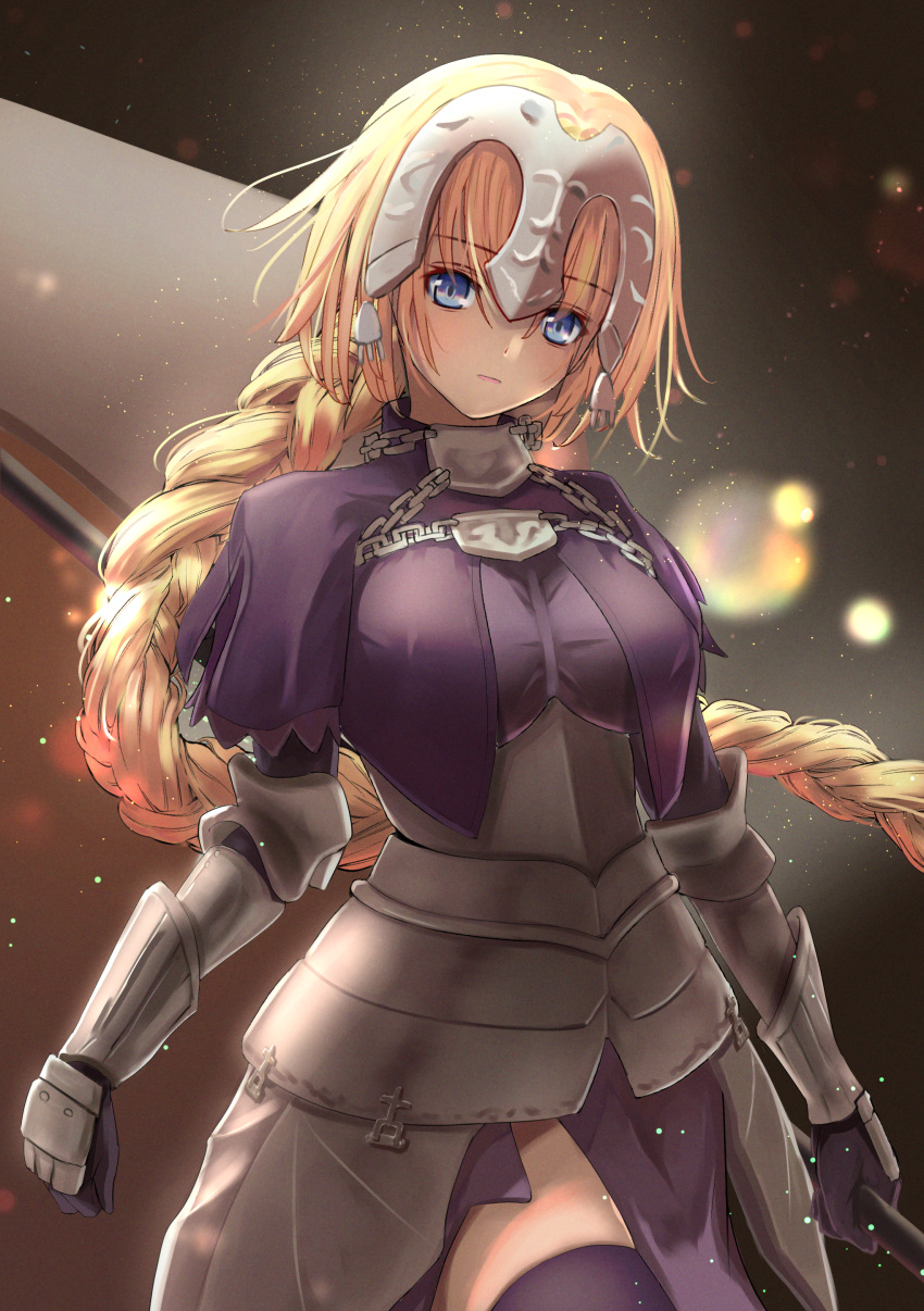 1girl absurdres aomaru_(shta-chu-jisuiai) armor armored_dress bangs blonde_hair blue_eyes blush breasts chain collar fate/apocrypha fate_(series) faulds gauntlets headpiece highres jeanne_d'arc_(fate) jeanne_d'arc_(ruler)_(fate) large_breasts long_hair looking_at_viewer metal_collar plackart solo very_long_hair