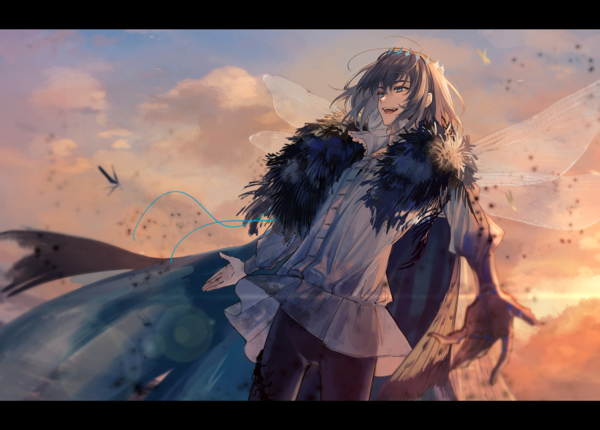 1boy alternate_hair_color arthropod_boy bangs black_hair black_pants blue_eyes bug cape collared_shirt commentary_request crown diamond_hairband fate/grand_order fate_(series) feet_out_of_frame fur_collar fur_trim grey_hair highres insect_wings long_sleeves looking_away male_focus medium_hair oberon_(fate) oberon_(third_ascension)_(fate) pants shirt smile solo spoilers weii2021 white_shirt wings