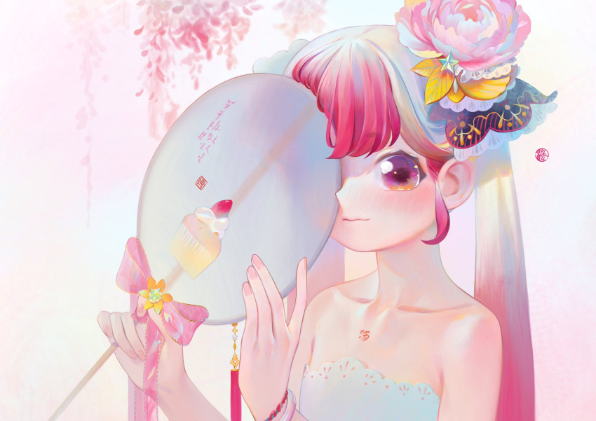 1girl bare_shoulders blush bracelet collarbone flower gradient_hair hair_flower hair_ornament hand_fan highres jewelry kaede_(shijie_heping) long_hair looking_at_viewer multicolored_hair nose_blush original paper_fan pink_eyes redhead ribbon smile solo twintails two-tone_hair upper_body white_hair