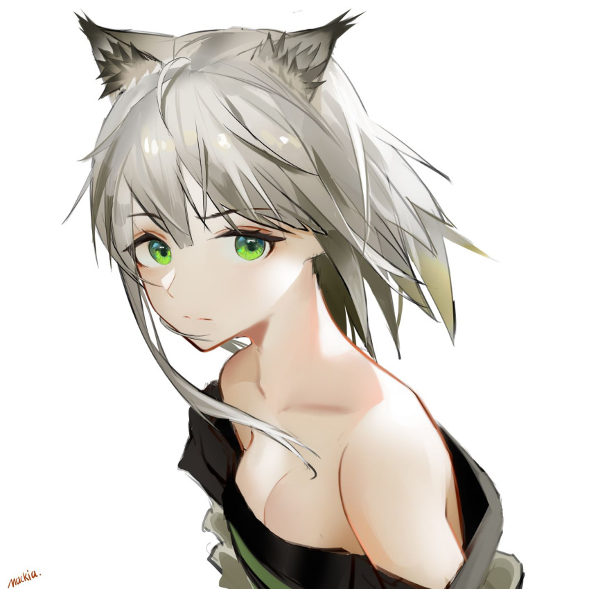 1girl animal_ears arknights bangs bare_shoulders cat_ears commentary dress eyebrows_visible_through_hair green_eyes highres kal'tsit_(arknights) looking_at_viewer mackia off-shoulder_dress off_shoulder short_hair silver_hair simple_background solo upper_body white_background