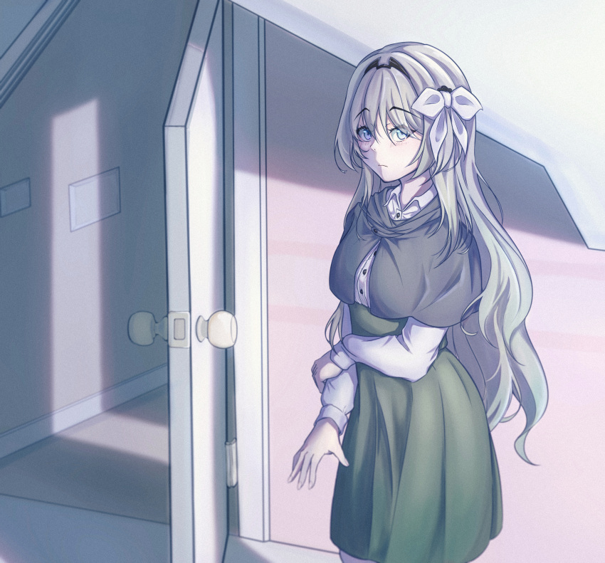 1girl absurdres an-94_(girls'_frontline) blue_eyes bow doorway dress eyebrows_visible_through_hair girls_frontline green_dress hair_bow highres long_hair long_sleeves mkhaggar open_door silver_hair solo standing white_bow