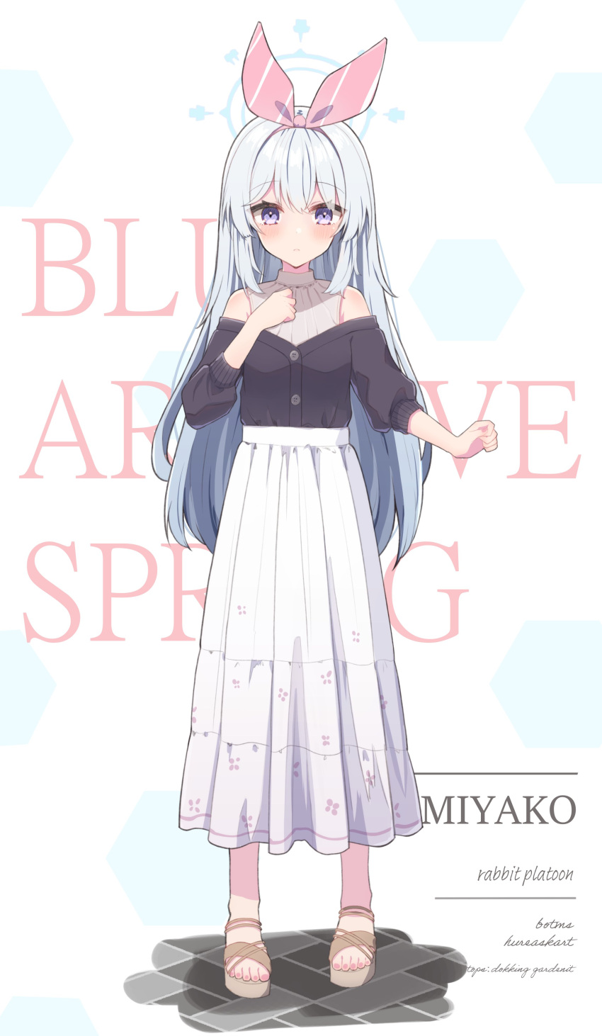 1girl absurdres alternate_costume bangs bare_shoulders blue_archive blush breasts character_name closed_mouth copyright_name full_body halo highres kakido_(hatisaka28) long_hair miyako_(blue_archive) sandals silver_hair simple_background skirt small_breasts solo standing violet_eyes white_skirt