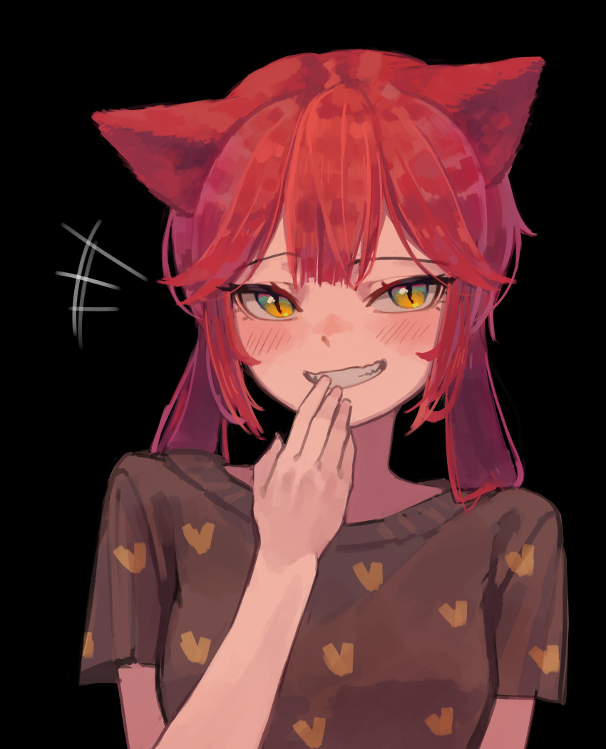 1girl absurdres animal_ears bangs black_background blush brown_shirt cat_ears commentary_request grin hand_up highres korean_commentary laughing long_hair original parted_lips redhead shirt short_sleeves simple_background slit_pupils smile solo upper_body yellow_eyes yoon_cook