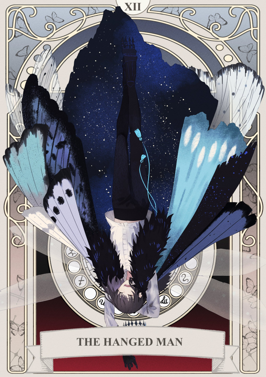 1boy ^_^ ^o^ absurdres alternate_hair_color arthropod_boy background_text bangs black_fur black_hair black_pants cape card closed_eyes collared_shirt commentary_request crown diamond_hairband fate/grand_order fate_(series) full_body fur_collar fur_trim hand_up highres insect_wings long_sleeves male_focus medium_hair ne_f_g_o oberon_(fate) oberon_(third_ascension)_(fate) official_alternate_costume open_mouth pants shirt smile solo spoilers tarot tassel the_hanged_man_(tarot) upside-down white_shirt wings
