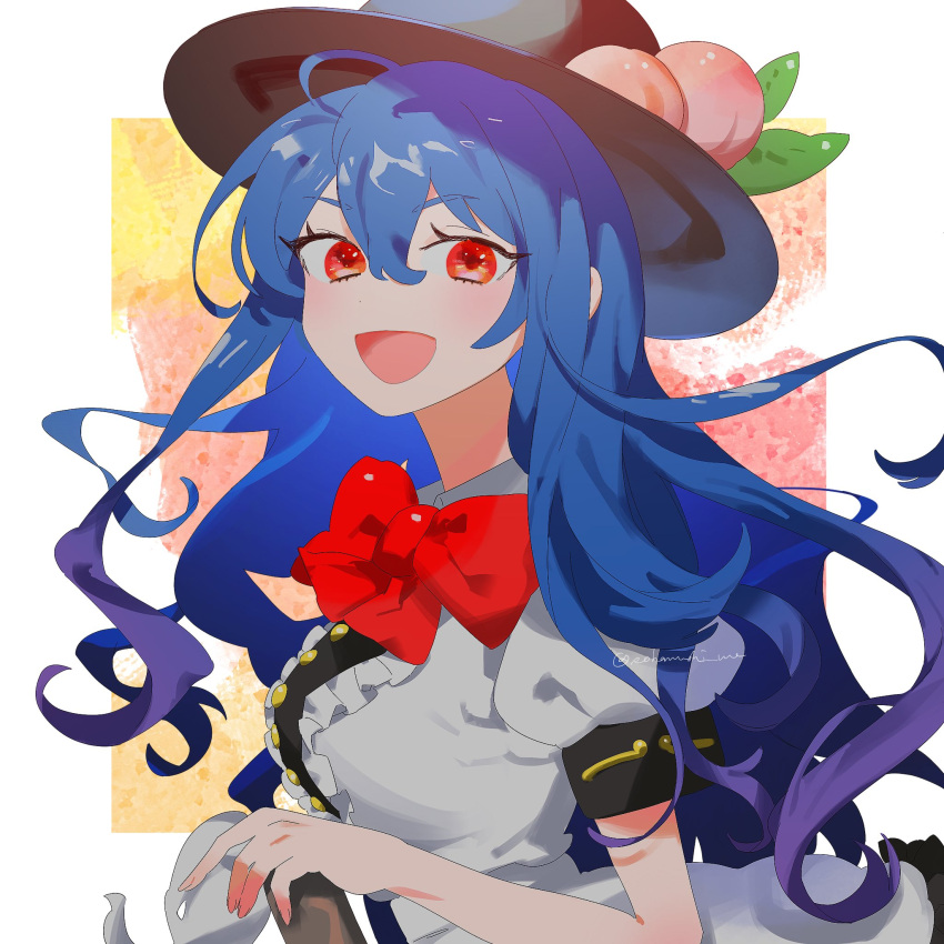 1girl :d bangs black_headwear blue_hair bow bowtie buttons center_frills collared_shirt dot_nose eyelashes frills fruit_hat_ornament hair_between_eyes hat highres hinanawi_tenshi long_hair looking_at_viewer open_mouth outside_border peach_hat_ornament red_bow red_bowtie red_eyes shirt sidelocks smile sobamushi_mo solo sword_of_hisou symbol-only_commentary touhou twitter_username upper_body white_shirt wing_collar