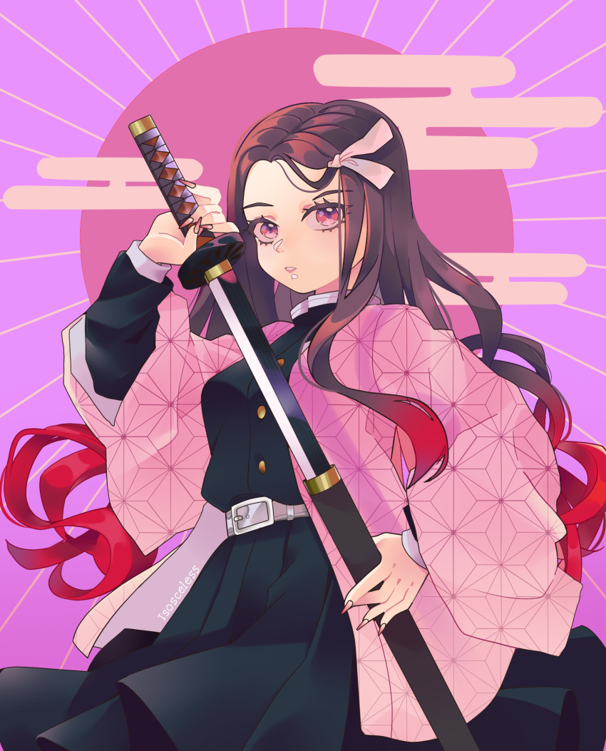 1girl alternate_costume artist_name bangs bangs_pinned_back belt brown_hair demon_slayer_uniform dress fingernails gradient_hair hair_ribbon haori highres holding holding_sword holding_weapon isosceless japanese_clothes kamado_nezuko kimetsu_no_yaiba long_fingernails long_hair long_sleeves looking_at_viewer multicolored_hair open_mouth pink_hair redhead ribbon role_reversal sheath smile swap sword triangle_mouth two-tone_hair unsheathing very_long_hair wavy_hair weapon wide_sleeves