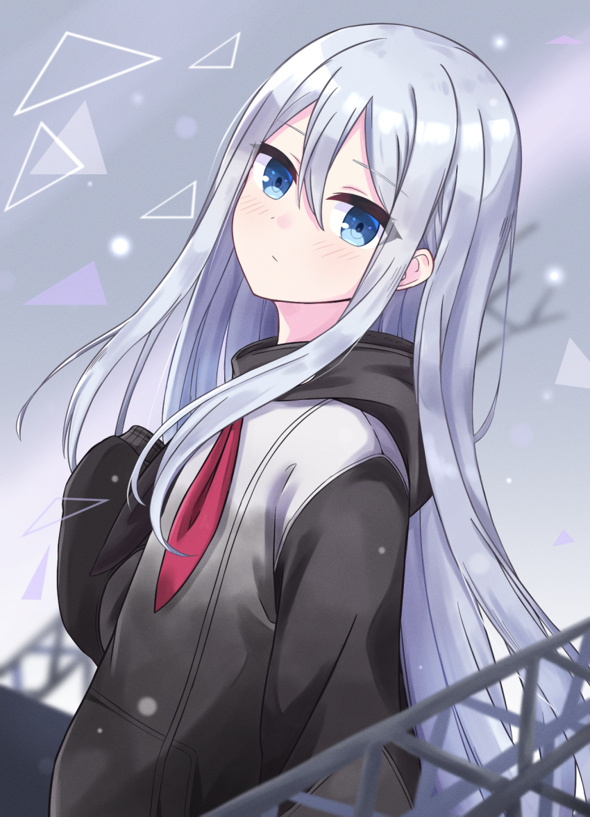 1girl bangs black_hoodie black_neckerchief blue_eyes blurry blurry_background blush closed_mouth commentary_request expressionless eyebrows_visible_through_hair grey_background grey_hoodie hair_between_eyes highres hood hood_down hoodie ixia_(ixia424) long_hair long_sleeves looking_at_viewer neckerchief outdoors oversized_clothes project_sekai red_neckerchief scaffolding silver_hair sleeves_past_fingers sleeves_past_wrists solo triangle two-tone_hoodie two-tone_neckerchief upper_body very_long_hair yoisaki_kanade