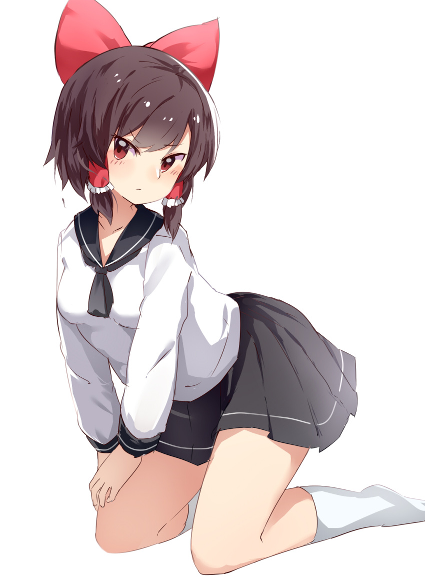 1girl alternate_costume bangs black_neckerchief black_sailor_collar black_skirt blush bow breasts brown_hair closed_mouth commentary_request cookie_(touhou) eyebrows_visible_through_hair full_body hair_bow hakurei_reimu highres kneeling looking_at_viewer medium_breasts neckerchief no_shoes pleated_skirt red_bow red_eyes reu_(cookie) sailor_collar school_uniform serafuku shirt short_hair simple_background skirt socks solo touhou white_background white_legwear white_shirt yumekamaborosh