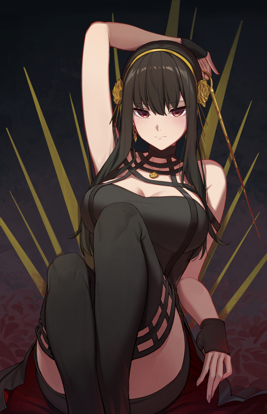 1girl arm_behind_head arm_up black_dress black_gloves black_hair black_legwear blood blood_on_weapon blush breasts closed_mouth dagger dress erezu expressionless feet_out_of_frame fingerless_gloves gloves gold_hairband highres holding holding_dagger holding_weapon knees_up knife large_breasts red_eyes rose_hair_ornament sitting solo spikes spy_x_family thigh-highs thighs two-sided_dress weapon yor_briar zettai_ryouiki