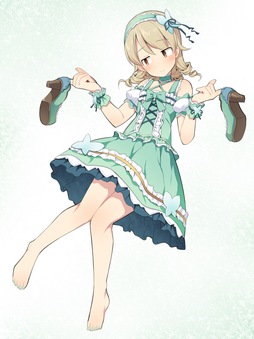 bangs bare_legs barefoot bow breasts brown_eyes choker closed_mouth commentary_request dress drill_hair eyebrows_visible_through_hair flower frilled_dress frilled_skirt frills full_body green_dress green_footwear green_hairband green_ribbon green_wristband hair_flower hair_ornament hair_ribbon hairband highres idolmaster idolmaster_cinderella_girls idolmaster_cinderella_girls_starlight_stage light_brown_hair looking_at_viewer looking_away medium_hair morikubo_nono nail_polish puffy_short_sleeves puffy_sleeves ribbon shoes shoes_on_hands shoes_removed short_sleeves simple_background skirt small_breasts solo uccow wrist_cuffs
