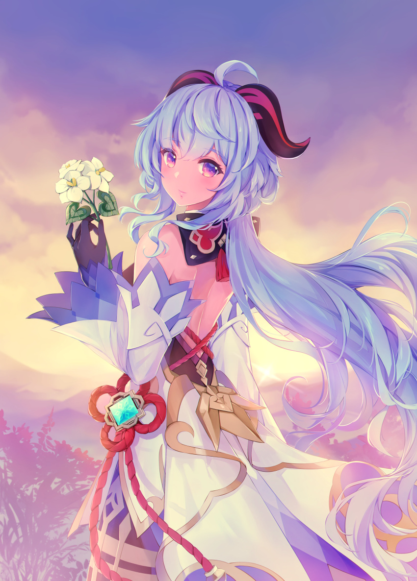 1girl absurdres ahoge back backless_outfit bangs black_gloves blue_hair blush bow chinese_knot detached_sleeves eyebrows_visible_through_hair flower flower_knot from_behind ganyu_(genshin_impact) genshin_impact gloves gold_trim highres holding holding_flower horns long_hair looking_at_viewer looking_back low_ponytail nia_(leafunia) orange_sky qingxin_flower scenery sidelocks sky smile solo standing sun thighlet violet_eyes vision_(genshin_impact) waist_cape white_flower white_sleeves
