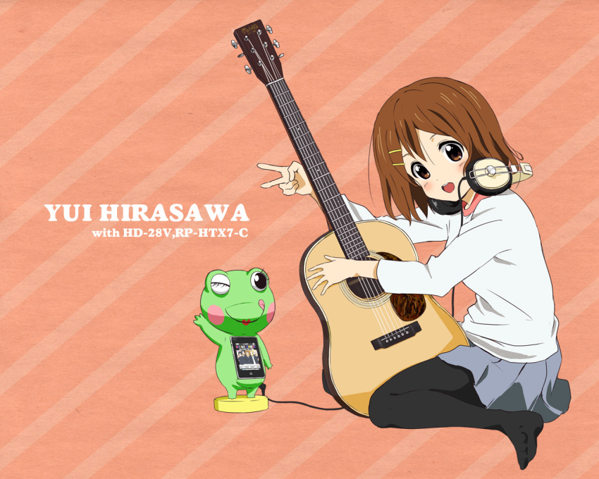 acoustic_guitar brown_eyes brown_hair frog guitar headphones hirasawa_yui instrument ipod_touch k-on! panasonic pantyhose saitoyu00 solo v