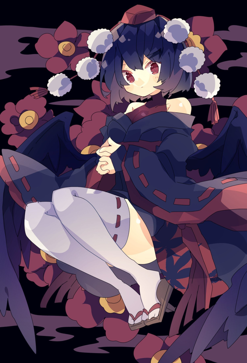 1girl alternate_costume arm_warmers bangs bare_shoulders bird_wings black_hair black_kimono black_wings flower full_body geta hat highres japanese_clothes kimono knees_up legs_together looking_at_viewer nikorashi-ka off-shoulder_kimono one-hour_drawing_challenge own_hands_clasped own_hands_together pom_pom_(clothes) red_eyes red_flower red_headwear red_ribbon ribbon ribbon-trimmed_sleeves ribbon-trimmed_thighhighs ribbon_trim shameimaru_aya shirt short_hair sleeveless sleeveless_shirt solo thigh-highs thighs tokin_hat touhou white_legwear wide_sleeves wings