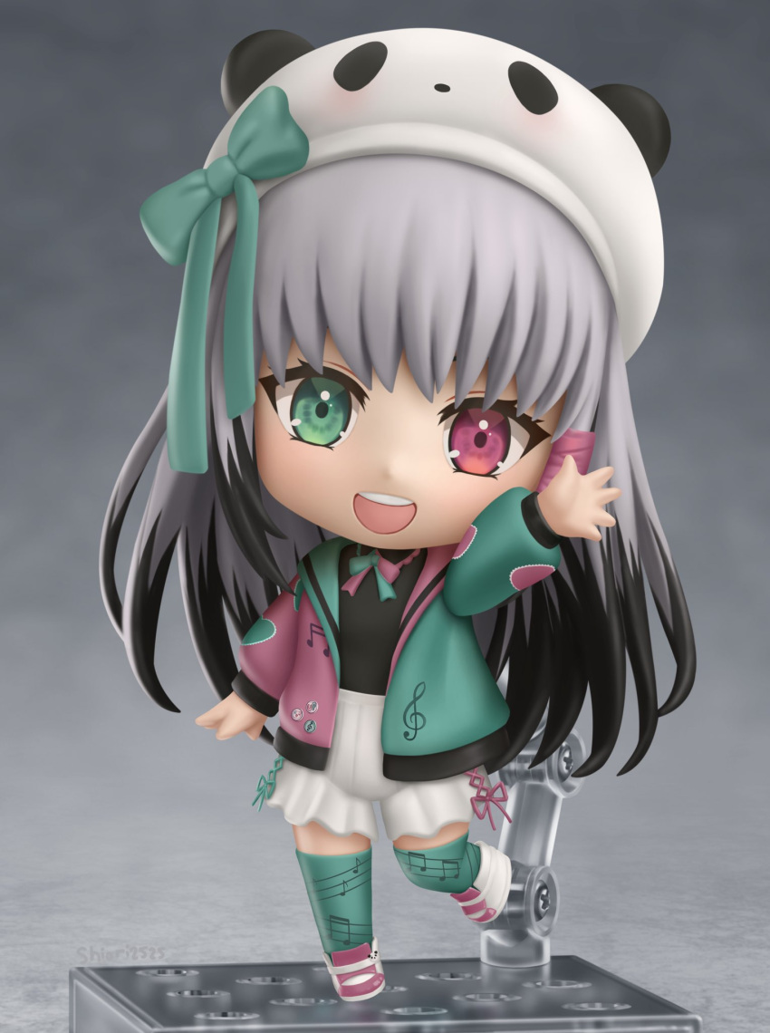 1girl black_hair blush chibi commission cyberlive faux_figurine full_body green_eyes grey_hair heterochromia highres long_hair long_sleeves looking_at_viewer multicolored_hair nendoroid open_mouth red_eyes second-party_source shiori2525 smile solo teeth upper_teeth utano_pandora virtual_youtuber