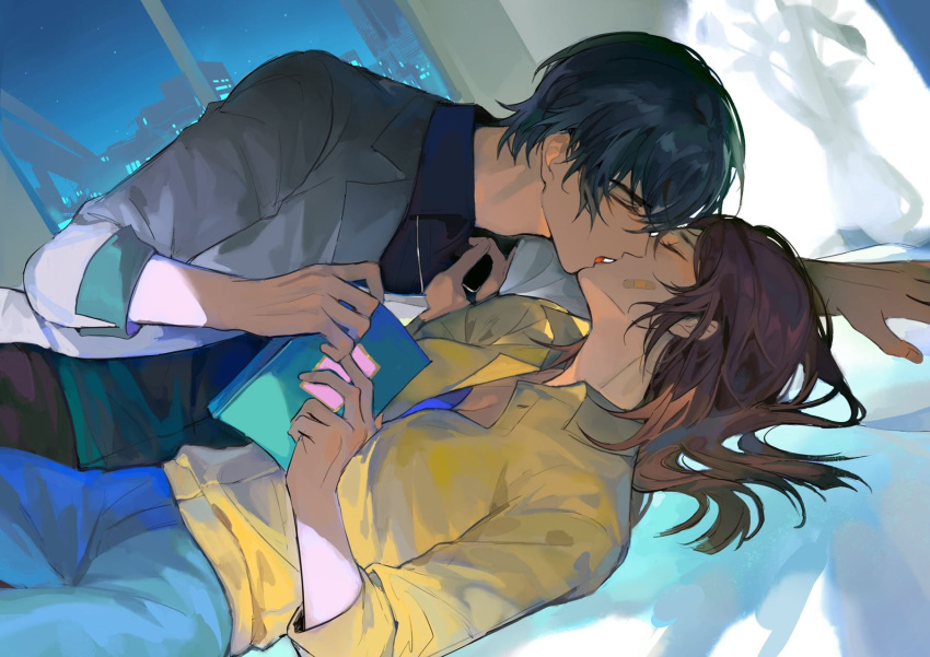 1boy 1girl bangs bed blue_shirt book brown_hair city_lights closed_eyes french_kiss green_shirt highres holding holding_book indoors jacket kiss laoyepo long_sleeves marius_von_hagen_(tears_of_themis) night night_sky open_mouth rosa_(tears_of_themis) shirt sky tears_of_themis violet_eyes white_jacket yellow_shirt