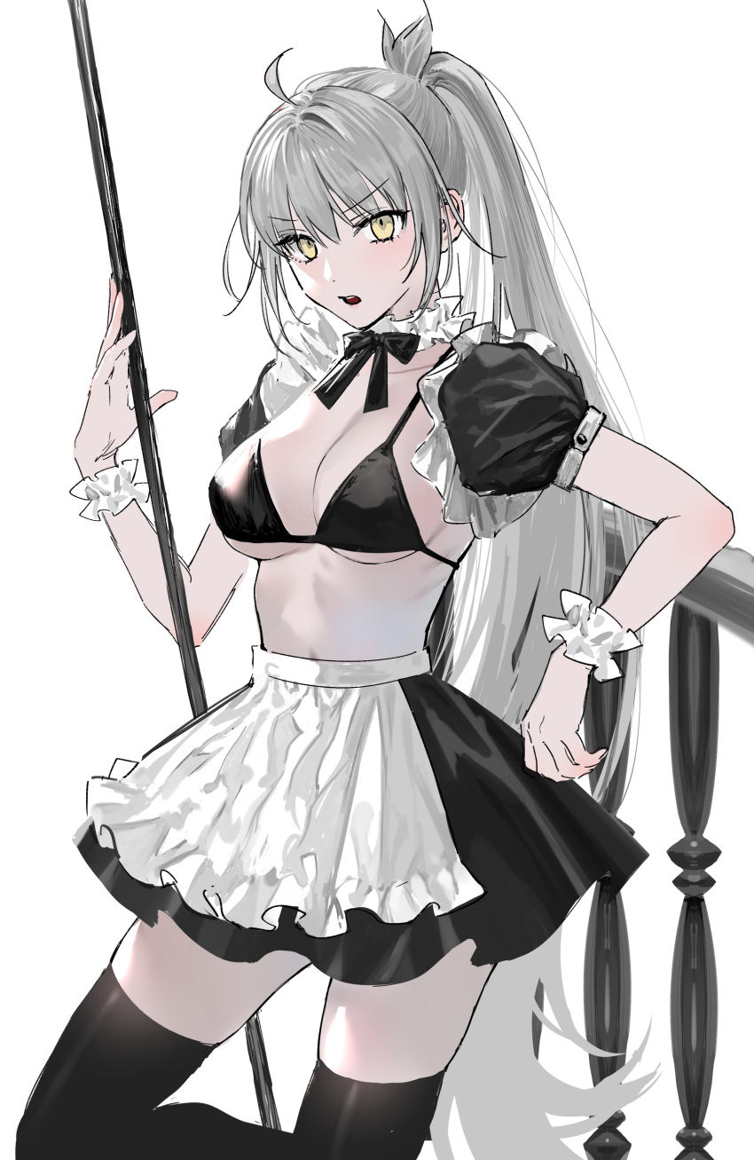 1girl absurdres alternate_costume bangs breasts enmaided fate/grand_order fate_(series) grey_hair highres jeanne_d'arc_alter_(avenger)_(fate) jeanne_d'arc_alter_(fate) large_breasts long_hair looking_at_viewer maid nipi27 ponytail solo very_long_hair yellow_eyes