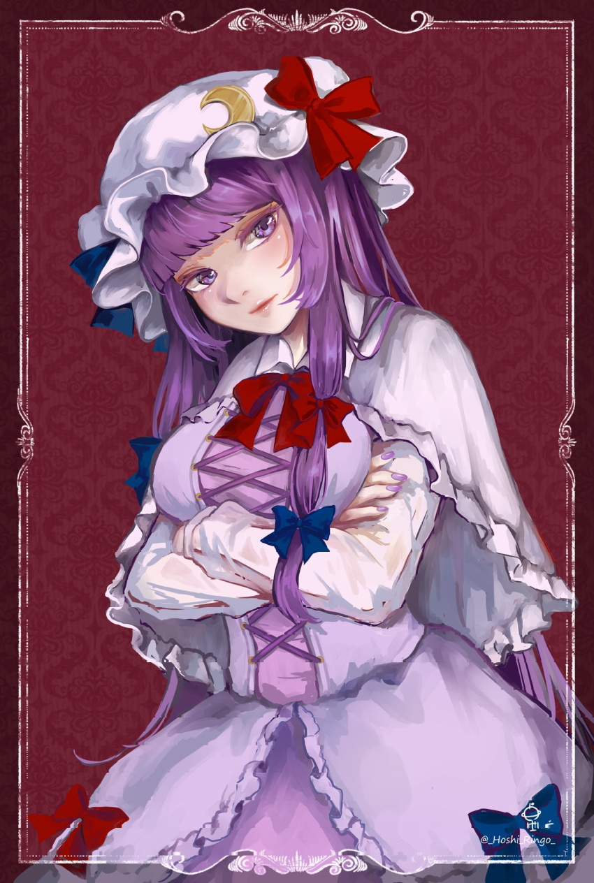 1girl adapted_costume bangs blue_bow blunt_bangs blush bow bowtie closed_mouth collared_dress commentary_request cowboy_shot crescent crescent_hat_ornament crossed_arms dress hat hat_ornament head_tilt highres hoshiringo0902 juliet_sleeves layered_dress lips long_hair long_sleeves mob_cap patchouli_knowledge pink_dress pink_headwear puffy_sleeves purple_dress purple_hair red_background red_bow red_bowtie sidelocks smile solo touhou very_long_hair violet_eyes