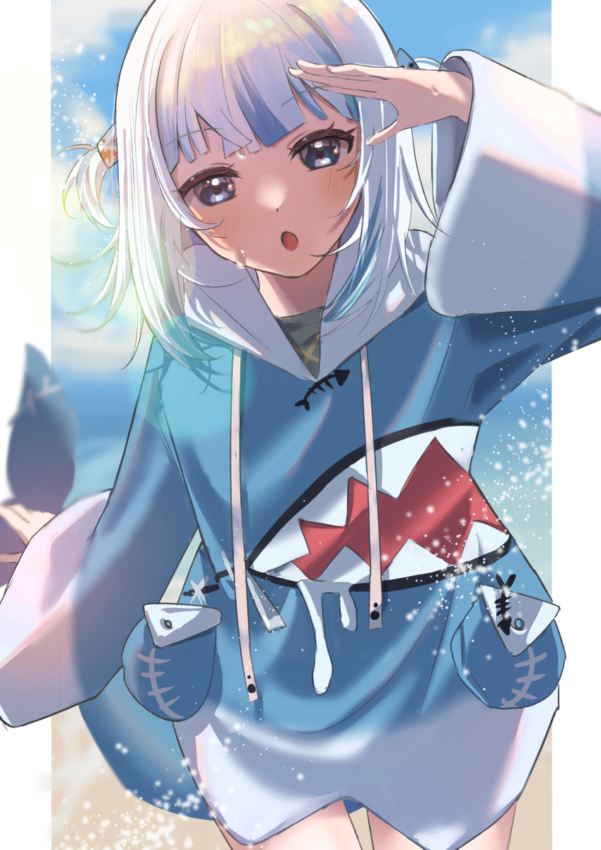 1girl 3xens beach blue_eyes blue_hair blue_hoodie blurry blurry_background blush clouds cloudy_sky eyebrows_visible_through_hair eyelashes fish_tail gawr_gura gradient gradient_clothes grey_hair highres hololive hololive_english hood hood_down hoodie long_eyelashes long_hair looking_at_viewer multicolored_hair ocean open_mouth pouch sand shark_tail sky solo streaked_hair tail twintails virtual_youtuber wet zipper_pull_tab