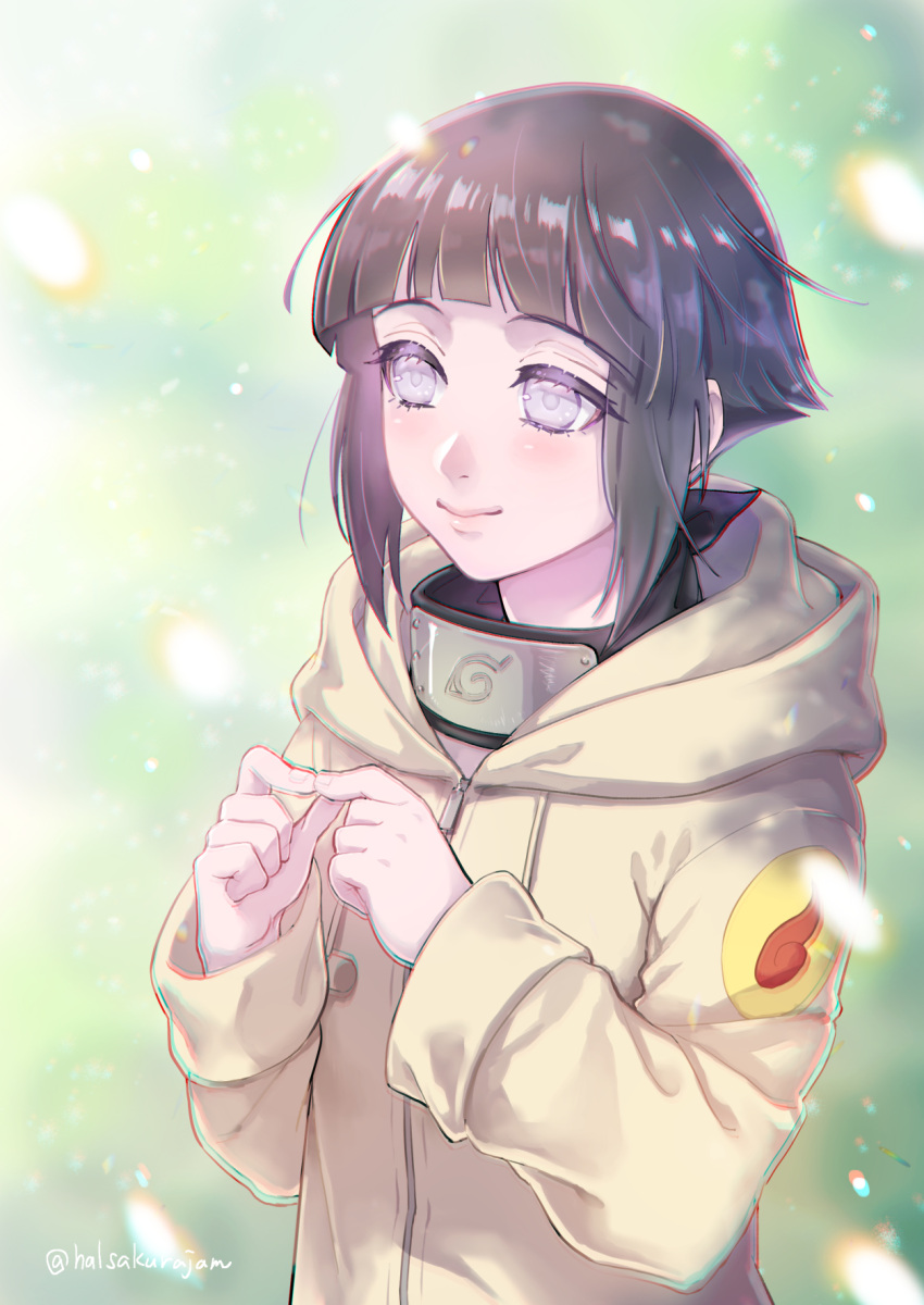 1girl bangs black_hair blunt_bangs chromatic_aberration closed_mouth coat eyebrows_visible_through_hair grey_eyes hal_(sakurajam) highres hood hood_down hooded_coat hyuuga_hinata long_sleeves naruto naruto_(series) shiny shiny_hair short_hair smile solo twitter_username upper_body white_coat