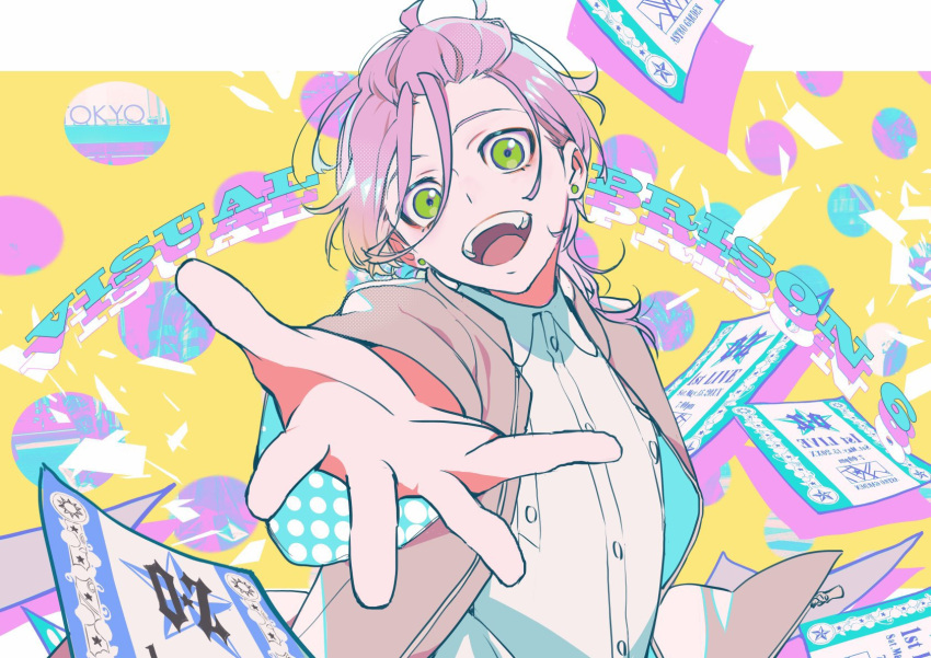 1boy androgynous collared_shirt earrings green_eyes highres jacket jewelry katagiri_ikumi looking_at_viewer male_focus multicolored_background multicolored_clothes open_mouth pink_hair pink_jacket robin_laffite shirt smile solo stud_earrings visual_prison white_shirt