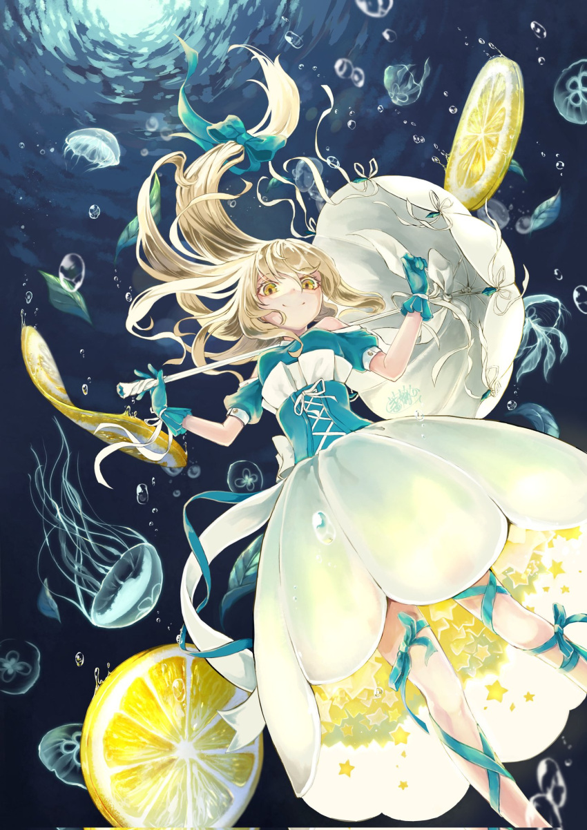 1girl back_bow blonde_hair blue_bow blue_dress blue_gloves blue_ribbon bow breasts bubble canned_rose corset dress feet_out_of_frame floating_hair food from_below fruit gloves hair_bow highres holding holding_umbrella jellyfish leaf leg_ribbon lemon lemon_slice long_hair looking_at_viewer low-tied_long_hair medium_breasts off-shoulder_dress off_shoulder original ribbon smile solo star_(symbol) two-tone_dress umbrella underwater white_bow white_dress yellow_eyes