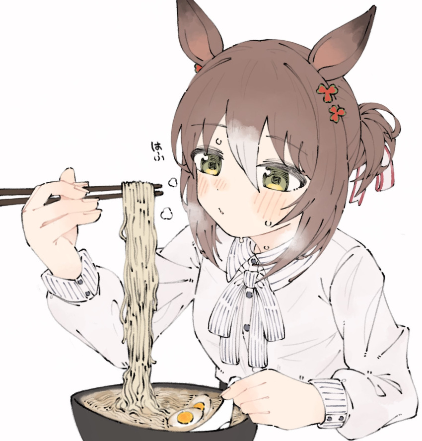 1girl animal_ears bangs blowing brown_hair chinese_spoon chopsticks clover_hair_ornament collared_shirt cropped_torso egg_(food) fine_motion_(umamusume) food green_eyes hair_between_eyes hair_bun hair_ornament hand_up highres holding holding_chopsticks holding_spoon horse_ears long_sleeves multicolored_hair noodles onibi_(demonsfireonibi) ramen shirt simple_background solo spoon steam sweat two-tone_hair umamusume upper_body white_background white_shirt