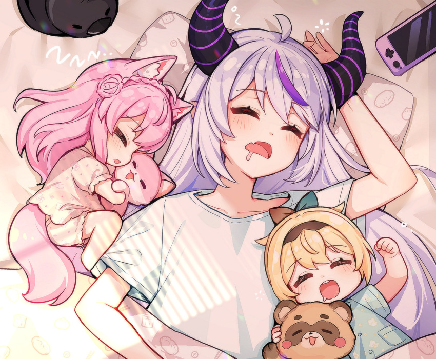 3girls ahoge animal_ear_fluff animal_ears animal_hug arm_up bangs blonde_hair closed_eyes crow_(la+_darknesss) demon_horns drooling grey_hair hakui_koyori handheld_game_console highres hololive horns kazama_iroha kokoro_(hakui_koyori) la+_darknesss long_hair lying mono_mon mouth_drool multicolored_hair multiple_girls on_back on_bed on_side open_mouth pajamas pillow pink_hair pokobee purple_hair shirt short_hair short_sleeves sleeping streaked_hair tail under_covers virtual_youtuber white_shirt younger