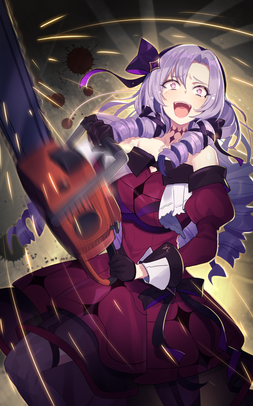 absurdres bangs black_hairband chainsaw chest_tattoo crazy_eyes dress drill_hair hairband highres holding holding_chainsaw hyakumantenbara_salome light_purple_eyes light_purple_hair nijisanji off-shoulder_dress off_shoulder parted_bangs red_dress red_sleeves tattoo tomoyohi virtual_youtuber