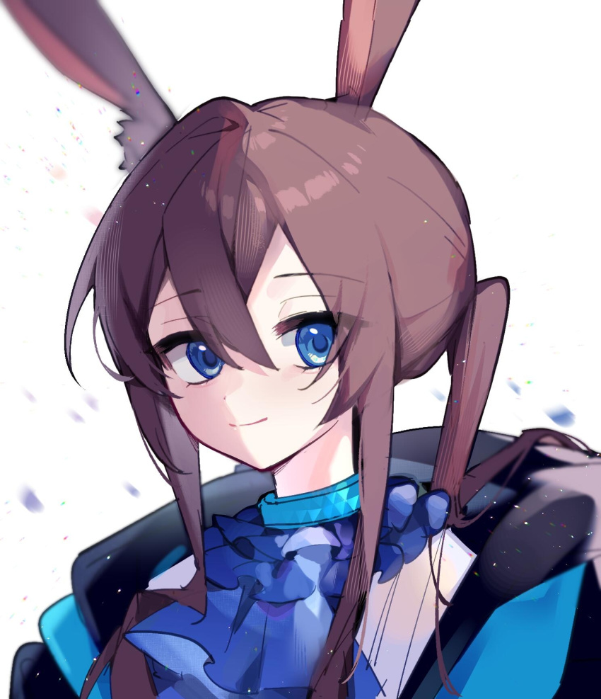 1girl amiya_(arknights) animal_ear_fluff animal_ears arknights ascot bangs black_jacket blue_ascot blue_eyes brown_hair closed_mouth commentary_request eyebrows_visible_through_hair hair_between_eyes highres hood hood_down hooded_jacket jacket long_hair looking_at_viewer ponytail rabbit_ears shirt sidelocks smile solo upper_body white_shirt yixiaoyixiaoyi