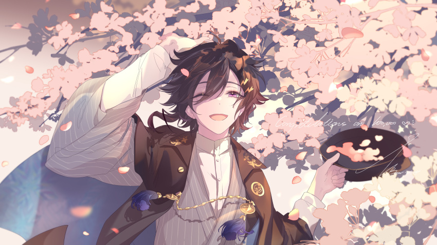 1boy ;d absurdres arm_up black_cape black_hair black_headwear cape cherry_blossoms congratulations dress_shirt falling_petals floral_print grey_kimono hair_between_eyes hair_ornament hairclip hat hat_removed headwear_removed highres holding holding_clothes holding_hat holostars japanese_clothes kanade_izuru kimono lapel lightning_bolt_hair_ornament lightning_bolt_symbol looking_at_viewer male_focus np.bear official_alternate_costume one_eye_closed petals shirt short_hair shosei skull_print smile solo striped striped_kimono symbol-only_commentary tassel upper_body violet_eyes virtual_youtuber white_shirt