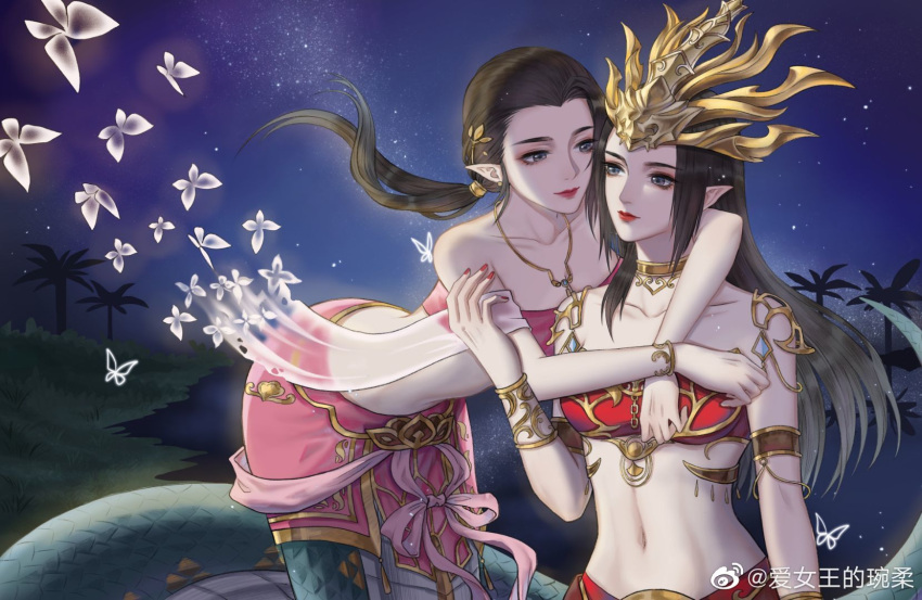 2girls ai_nuwang_de_wan_rou black_hair bracelet bug butterfly cai_lin_(doupo_cangqiong) doupo_cangqiong hair_ornament highres hug jewelry long_hair looking_to_the_side multiple_girls navel necklace night night_sky palm_tree pointy_ears sky tree water