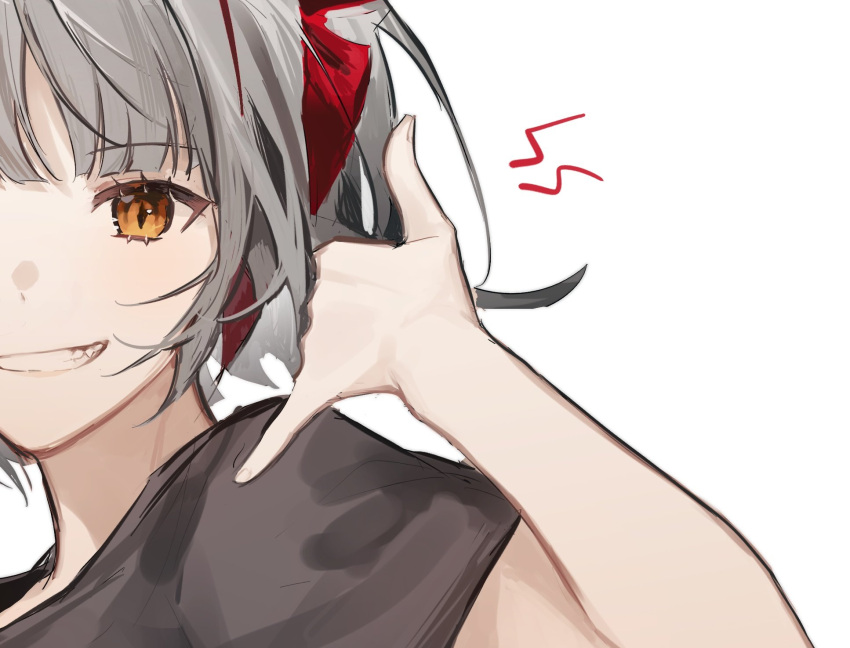 1girl \n/ arknights bangs black_shirt eyebrows_visible_through_hair grey_hair grin highres horns korean_commentary looking_at_viewer lyas orange_eyes out_of_frame red_horns shirt short_sleeves simple_background smile solo upper_body w_(arknights) w_(fugue)_(arknights) white_background