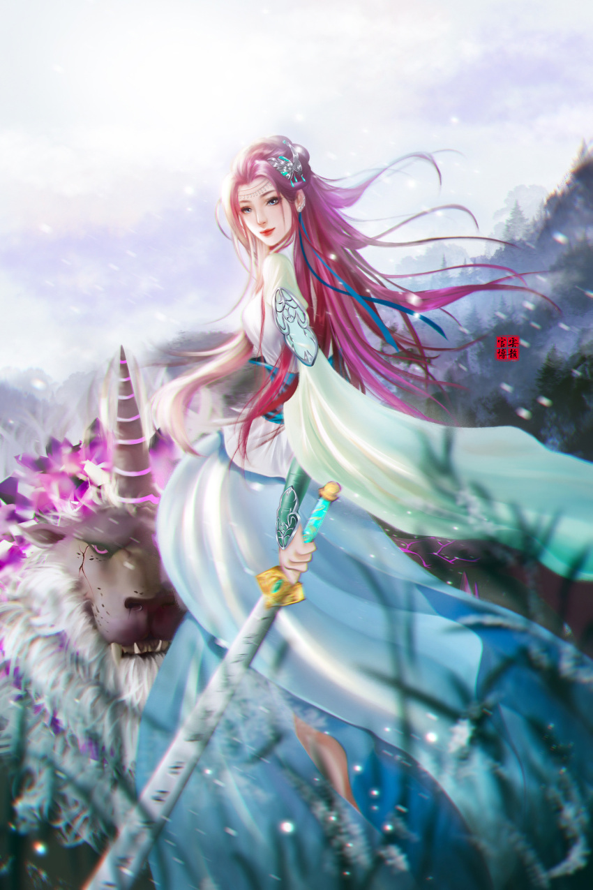 1girl absurdres doupo_cangqiong dress from_behind grass green_dress hair_ornament highres horns long_hair long_sleeves looking_back mane multicolored_hair shiny shiny_hair single_horn smile snow solo sword weapon yun_yun_(doupo_cangqiong) yun_yun_guan_bo