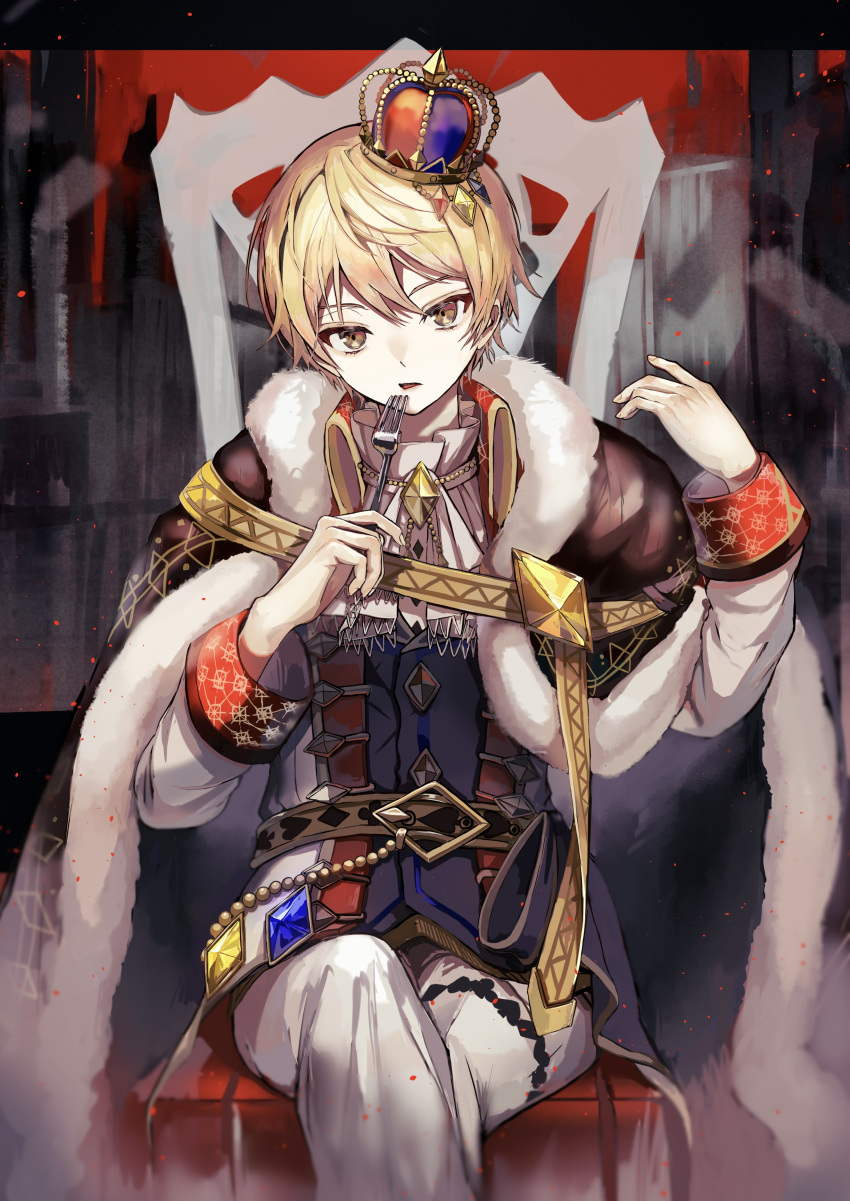 1boy absurdres ascot belt blonde_hair brooch commentary_request crown feet_out_of_frame fork hands_up highres holding holding_fork jacket jewelry long_sleeves looking_at_viewer male_focus pants parted_lips pipi project_sekai robe short_hair sitting solo tenma_tsukasa throne white_ascot white_jacket white_pants yellow_eyes