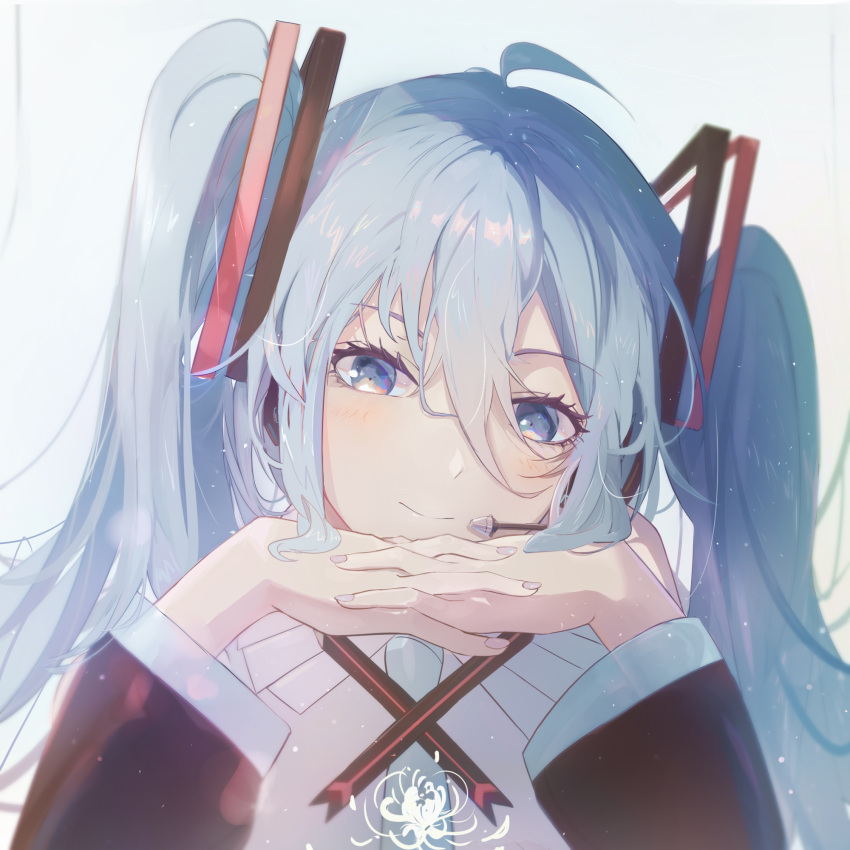 1girl bangs black_ribbon black_sleeves blue_hair blue_necktie closed_mouth grey_background hair_between_eyes hair_ornament hatsune_miku headphones highres long_hair long_sleeves looking_at_viewer microphone neck_ribbon necktie ribbon shiny shiny_hair shiny_skin smile solo twintails ufff8522 upper_body vocaloid