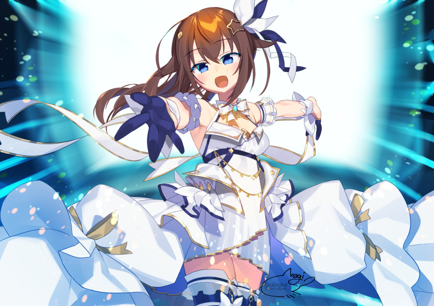 1girl :d armpits blue_eyes blue_gloves breasts brown_hair dress gloves hair_ornament highres hololive long_hair looking_at_viewer negi_(ulog'be) outstretched_arms sleeveless sleeveless_dress smile solo thigh-highs tokino_sora virtual_youtuber