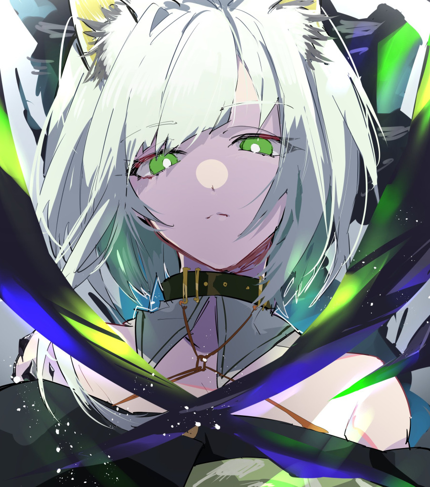 1girl animal_ear_fluff animal_ears arknights bright_pupils cat_ears commentary_request dress eyebrows_visible_through_hair frown green_dress green_eyes green_hair highres kal'tsit_(arknights) looking_at_viewer looking_down mon3tr_(arknights) nekoma_hikaru oripathy_lesion_(arknights) short_hair upper_body white_pupils