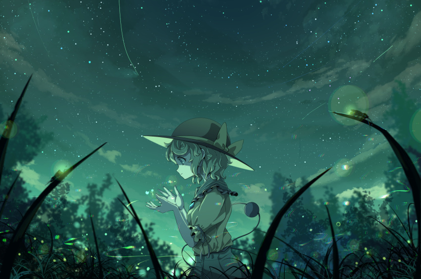1girl black_headwear blush bow bug buttons clouds collared_shirt commentary diamond_button facing_to_the_side fireflies firefly forest frilled_shirt_collar frilled_sleeves frills from_side grass green_eyes green_hair green_skirt hands_up hat hat_bow highres komeiji_koishi looking_down meadow nature night night_sky noumin_joemanyodw open_hands outdoors parted_lips puffy_short_sleeves puffy_sleeves scenery shirt short_hair short_sleeves skirt sky solo star_(sky) starry_sky third_eye touhou tree upper_body yellow_bow yellow_shirt