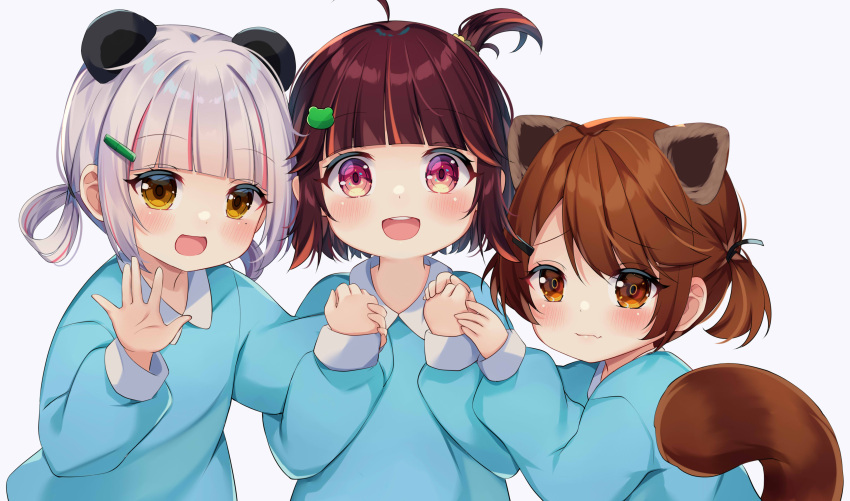 3girls absurdres aika_meru animal_ears blue_shirt blush brown_eyes frog_hair_ornament genderswap genderswap_(mtf) grey_hair hair_behind_ear hair_ornament hair_rings highres holding_hands ikazu401 keroro_suika kindergarten_uniform koguma_keiya mole mole_under_eye multicolored_hair multiple_girls pink_eyes pink_hair red_panda_ears red_panda_girl red_panda_tail shirt smile streaked_hair tail twintails virtual_youtuber waving white_background younger yume_reality