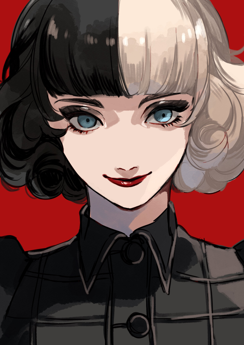 1girl absurdres bangs black_hair black_shirt blue_eyes blunt_bangs collared_shirt cruella_(film) cruella_de_vil highres looking_at_viewer multicolored_hair portrait red_background red_lips shirt short_hair smile solo two-tone_hair wawatiku white_hair