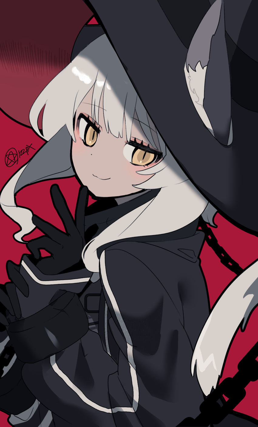 122pxsheol 1girl absurdres animal_ears arknights black_gloves black_headwear black_jacket cat_ears cat_girl cat_tail chain commentary cuffs ears_through_headwear from_side gloves hat haze_(arknights) highres jacket long_hair long_sleeves looking_at_viewer red_background shackles sidelocks simple_background slit_pupils smile solo tail upper_body white_hair witch_hat yellow_eyes