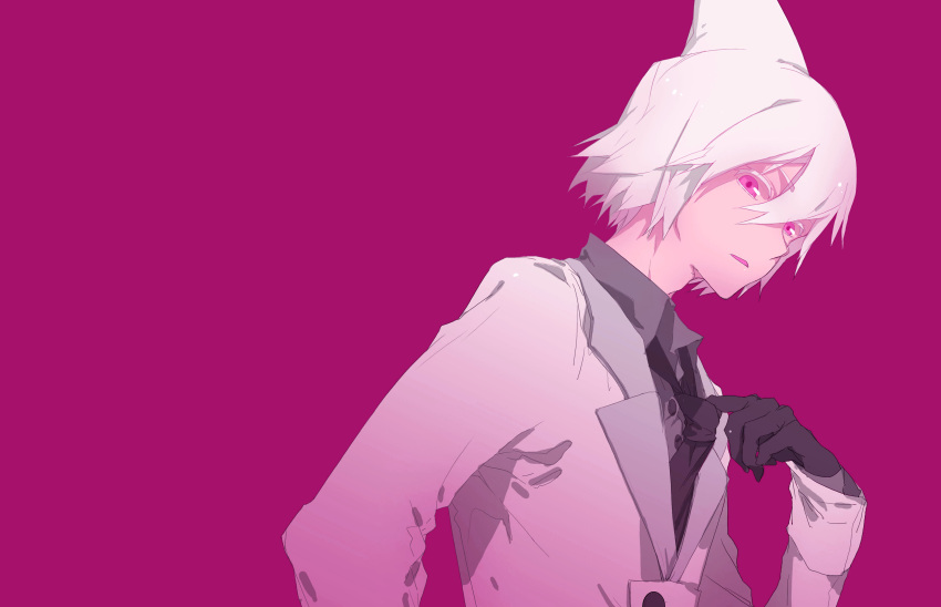 1boy absurdres adjusting_clothes adjusting_necktie black_gloves black_necktie formal funamusea gloves hair_between_eyes highres looking_at_viewer male_focus necktie oounabara_to_wadanohara open_mouth pubia0919 purple_background shark_fin simple_background solo suit violet_eyes white_hair white_suit