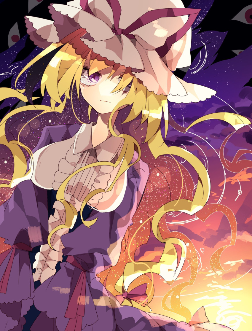 1girl arm_ribbon bangs blonde_hair bow center_frills clouds collared_dress commentary dress expressionless frills gap_(touhou) hair_bow hair_over_one_eye hat hat_ribbon highres long_hair long_sleeves looking_at_viewer mob_cap nikorashi-ka own_hands_together purple_dress red_bow red_ribbon ribbon sky solo star_(sky) starry_sky sunset touhou upper_body violet_eyes white_headwear yakumo_yukari