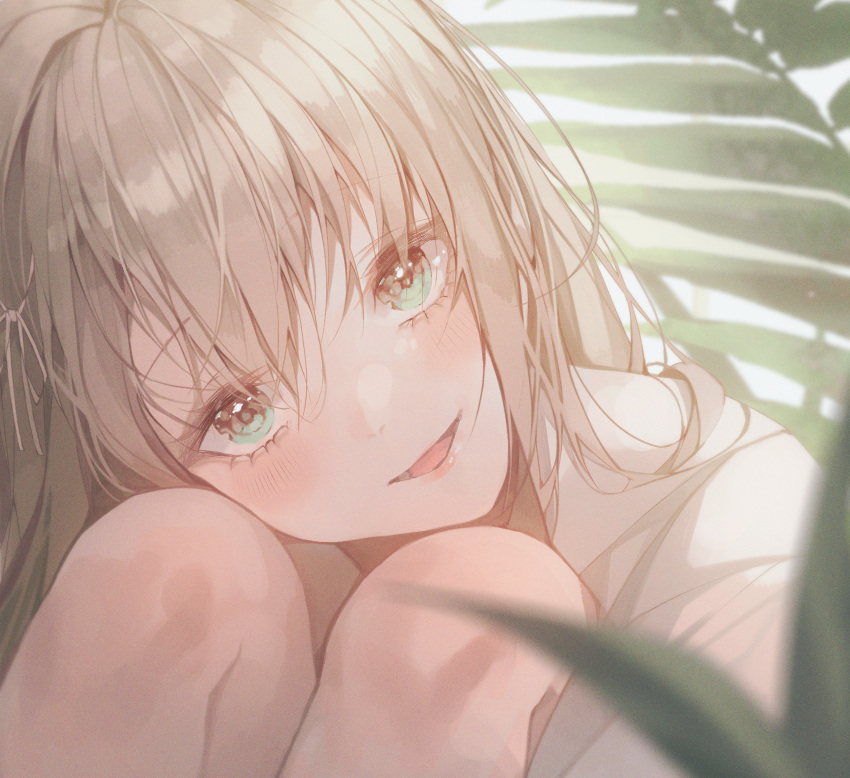 1girl :d absurdres aqua_eyes bangs blurry blush brown_hair depth_of_field eyelashes green_eyes grey_hair hair_ribbon head_tilt highres immi_immi knees_up lipstick long_hair looking_at_viewer makeup open_mouth original palm_leaf plant portrait ribbon smile solo