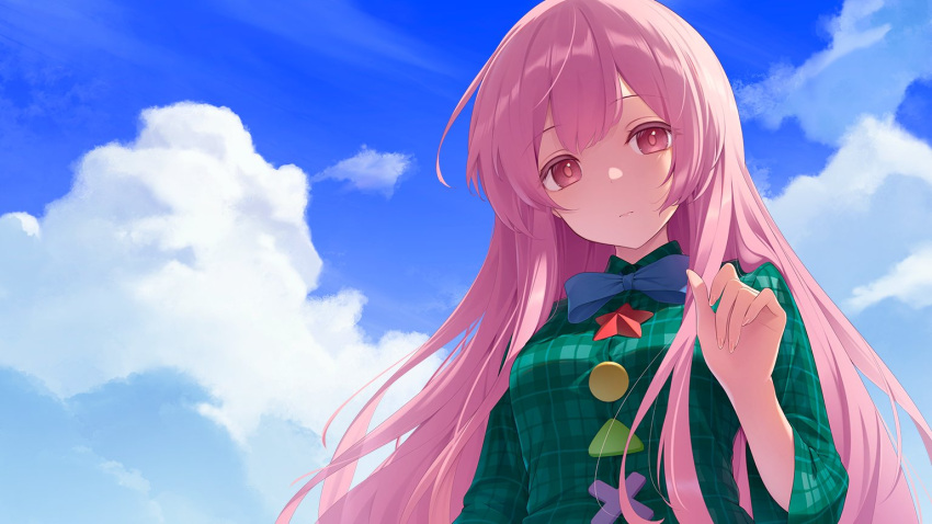 1girl bangs blue_bow blue_bowtie blue_sky bow bowtie breasts buttons circle closed_mouth clouds cloudy_sky collared_shirt commentary_request cross eyes_visible_through_hair green_shirt hair_between_eyes hand_up hata_no_kokoro kanpa_(campagne_9) long_hair long_sleeves looking_at_viewer medium_breasts pink_eyes pink_hair plaid plaid_shirt shirt sky solo star_(symbol) touhou triangle upper_body wide_sleeves