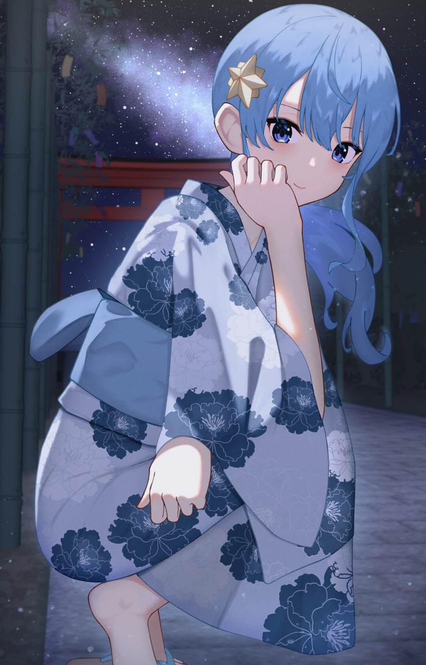 1girl alternate_costume arched_soles architecture bamboo bangs blue_eyes blue_hair blue_sash blurry blurry_background blush east_asian_architecture ecli_xx feet floral_print from_side hair_ornament hair_over_shoulder highres hololive hoshimachi_suisei japanese_clothes kimono leaning_forward long_hair looking_at_viewer looking_to_the_side night night_sky obi sandals sash shadow sidelocks sky solo squatting star_(sky) starry_sky tiptoes toes torii virtual_youtuber white_kimono yukata